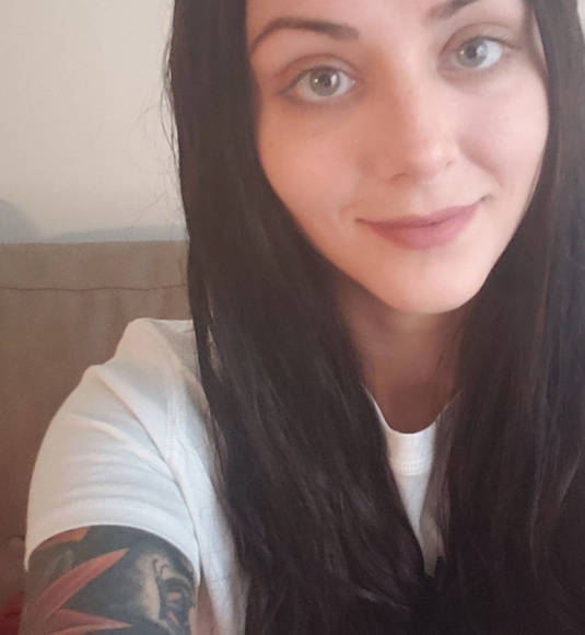 Meet your Posher, Ashley - Picture 1 of 1